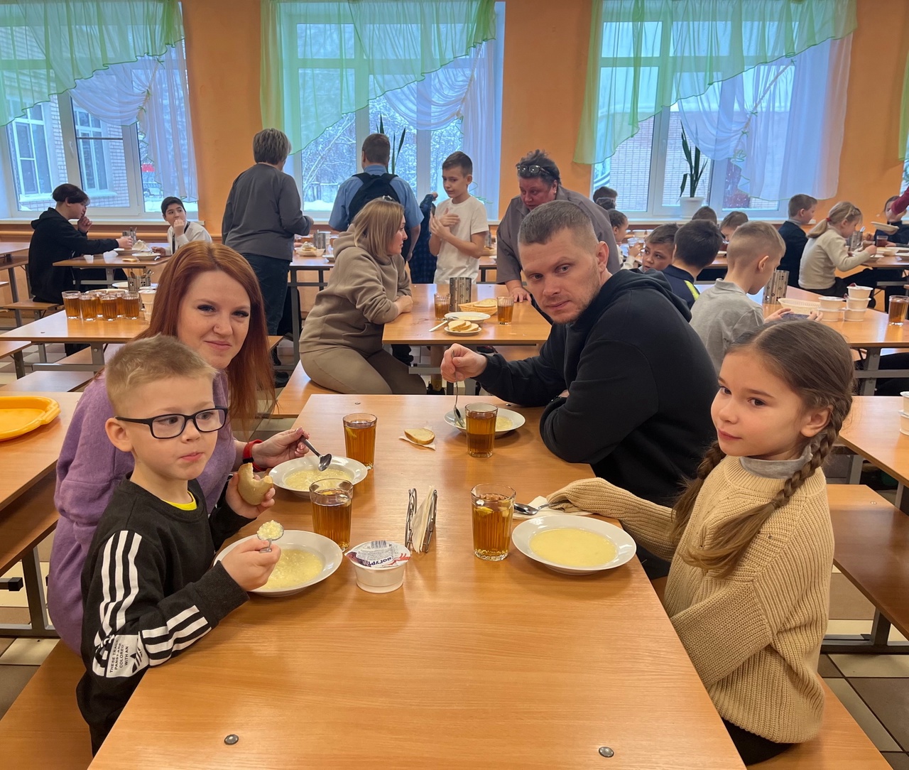 Изображения столовой.